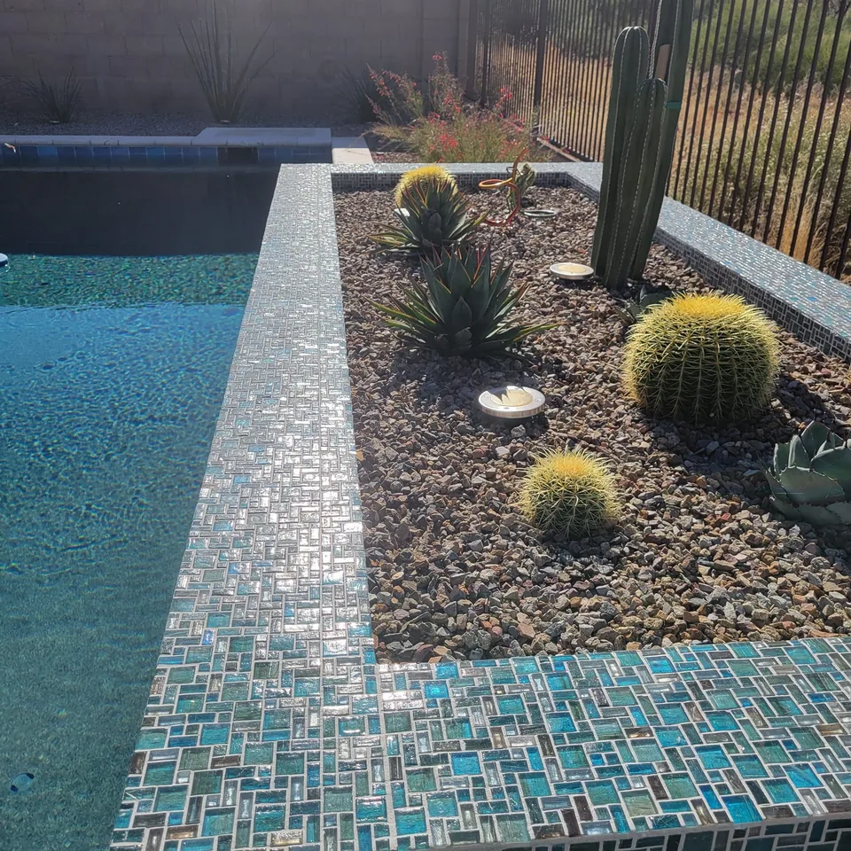 Pool Planter Detail