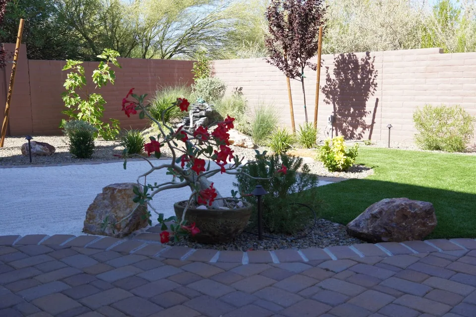 Entry Planting and Boulders