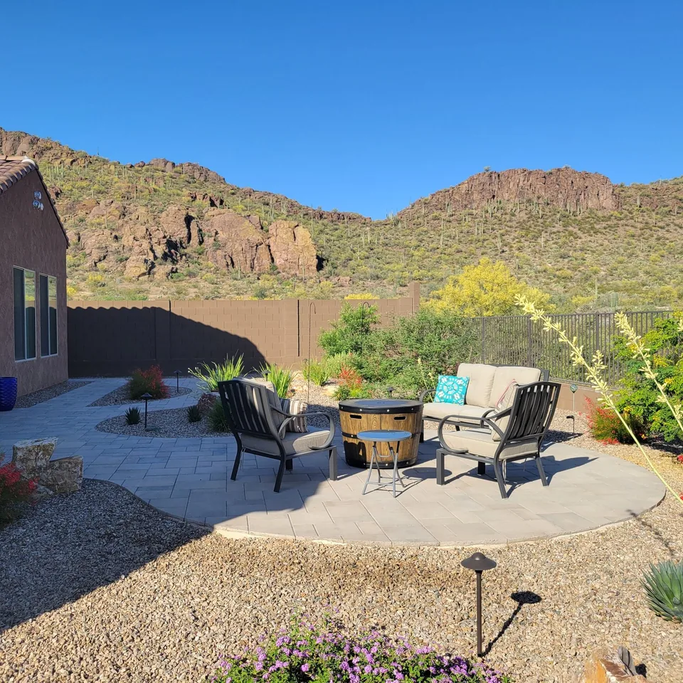 Mountain View Sitting Area
