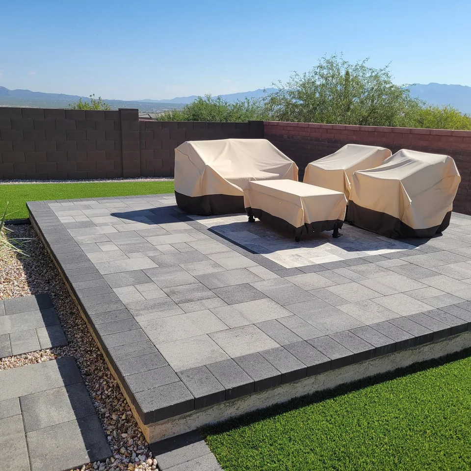 Raised Lounge Pad