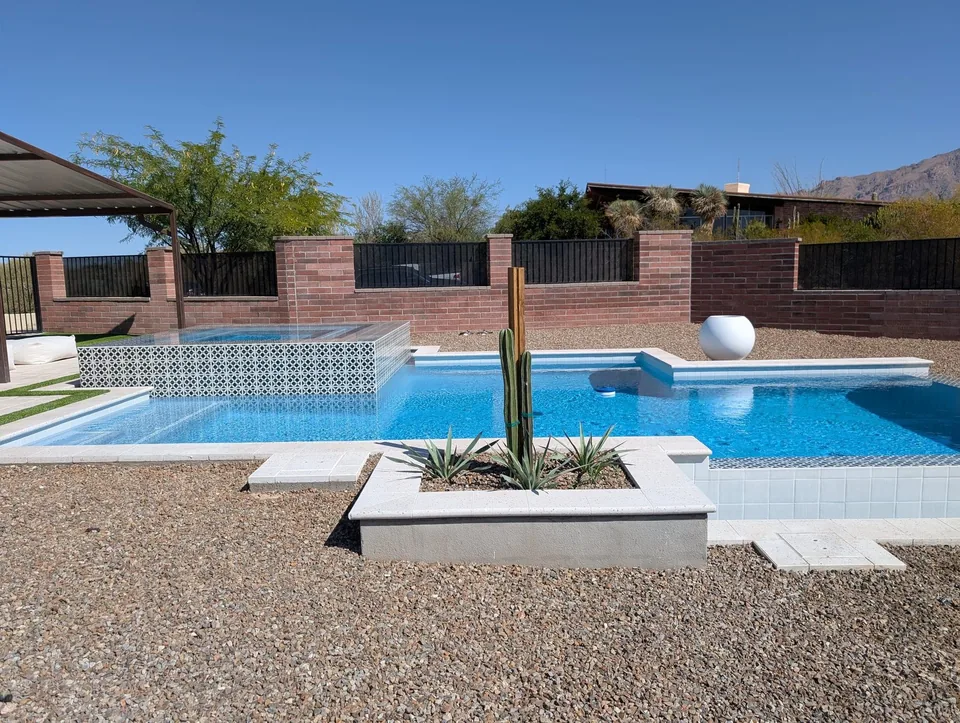 Cactus Planter Pool Detail